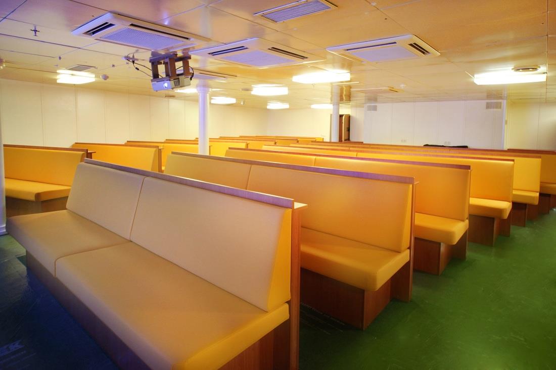 Ortelius Lecture Room ? Monica Salmang-Oceanwide Expeditions (2)_bw.jpg_.jpg Ortelius Lecture Room ? Monica Salmang-Oceanwide Expeditions (2)_bw.jpg_.jpg